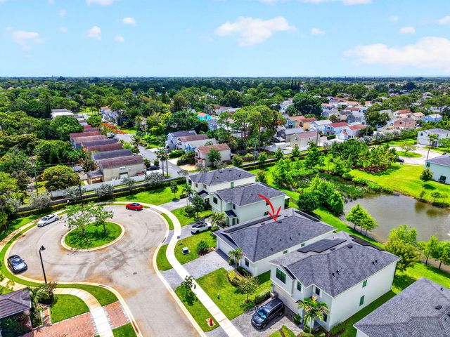 6026 Henderson Way, West Palm Beach, FL 33415