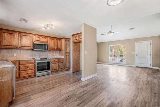 53 Eaglebrook, Conway, AR 72032