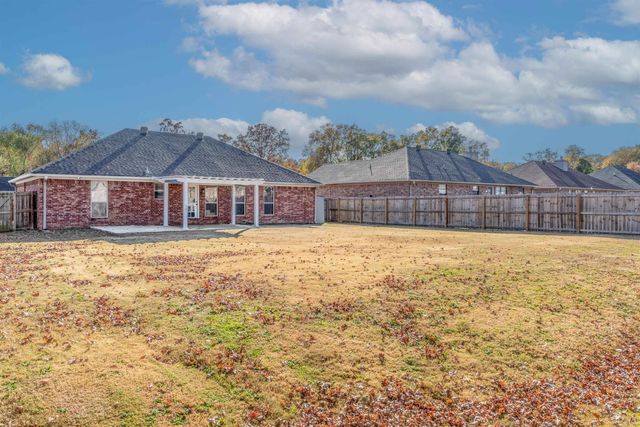53 Eaglebrook, Conway, AR 72032