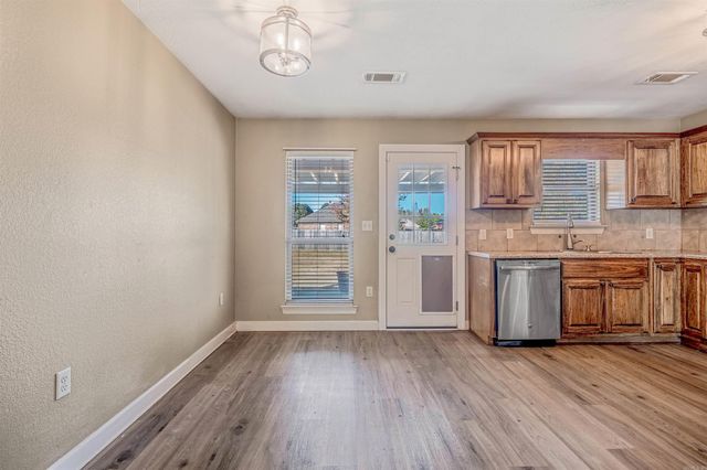 53 Eaglebrook, Conway, AR 72032