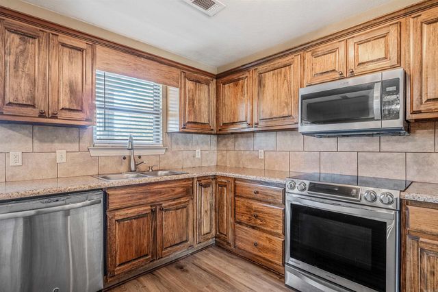 53 Eaglebrook, Conway, AR 72032