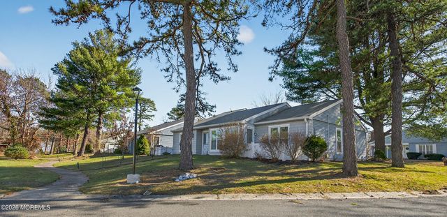 826B Liverpool Circle, Manchester, NJ 08759