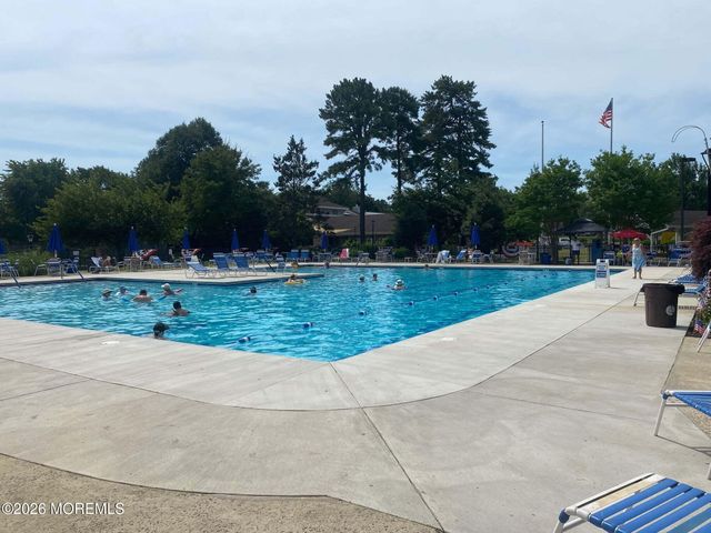 826B Liverpool Circle, Manchester, NJ 08759