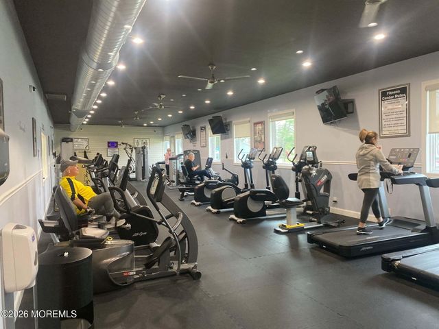 826B Liverpool Circle, Manchester, NJ 08759