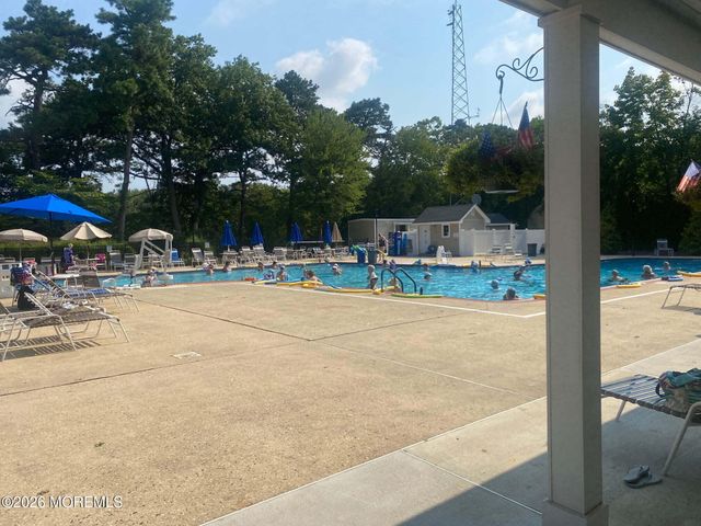 826B Liverpool Circle, Manchester, NJ 08759