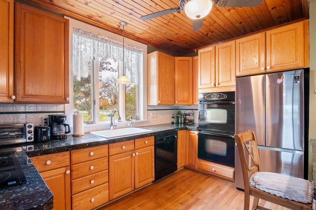 48525 Eight Mile Road, Northville, MI 48167