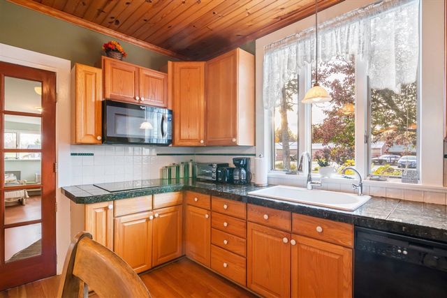 48525 Eight Mile Road, Northville, MI 48167