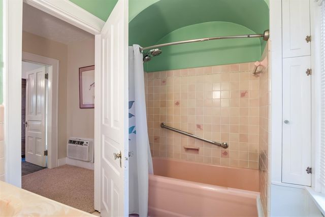 48525 Eight Mile Road, Northville, MI 48167