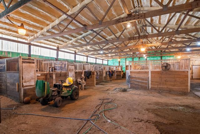 48525 Eight Mile Road, Northville, MI 48167