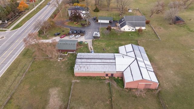 48525 Eight Mile Road, Northville, MI 48167