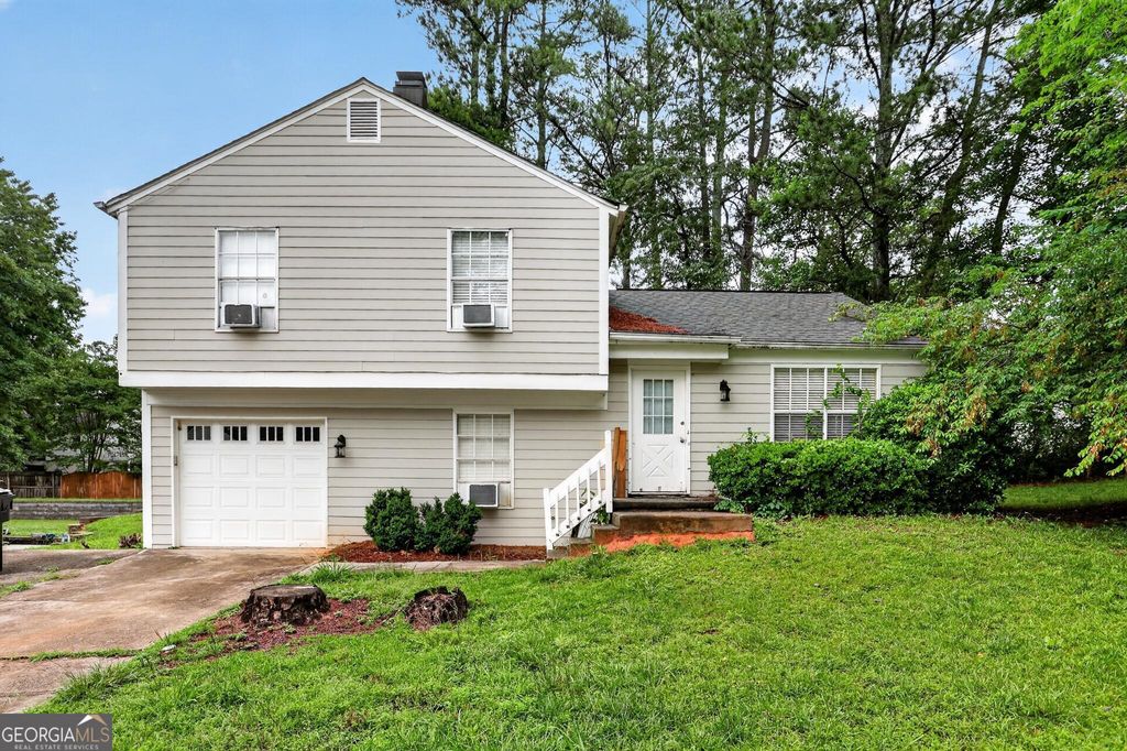 1632 Carrie Springs NW, Kennesaw, GA 30144