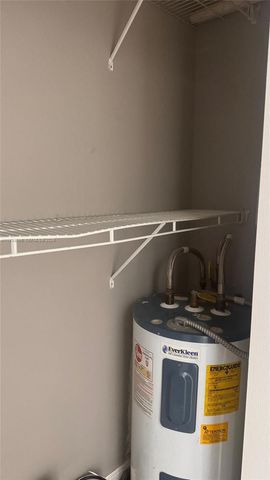 4251 NW 5th St 235, Plantation, FL 33317