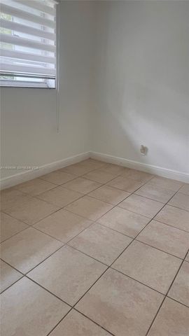 4251 NW 5th St 235, Plantation, FL 33317