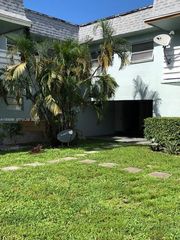 4251 NW 5th St 235, Plantation, FL 33317