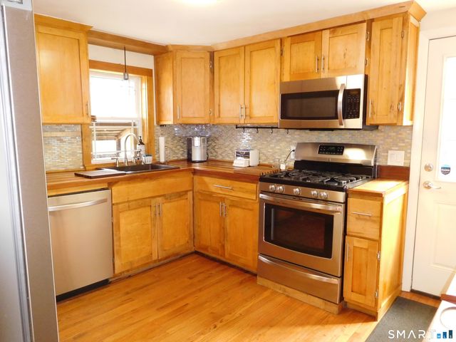 21 Sunrise Drive, Torrington, CT 06790