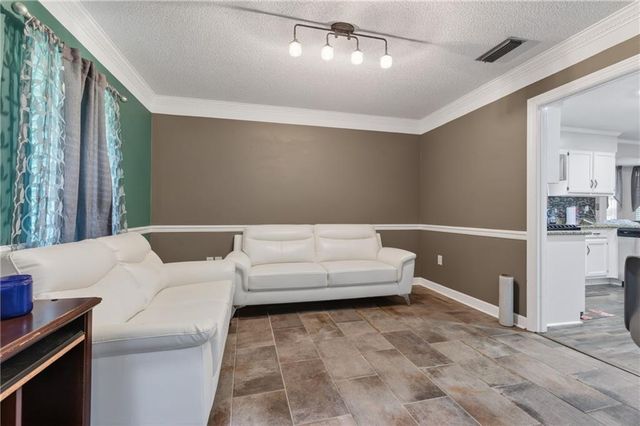2400 Carrington Drive, Mobile, AL 36695