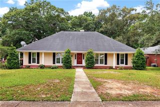 2400 Carrington Drive, Mobile, AL 36695