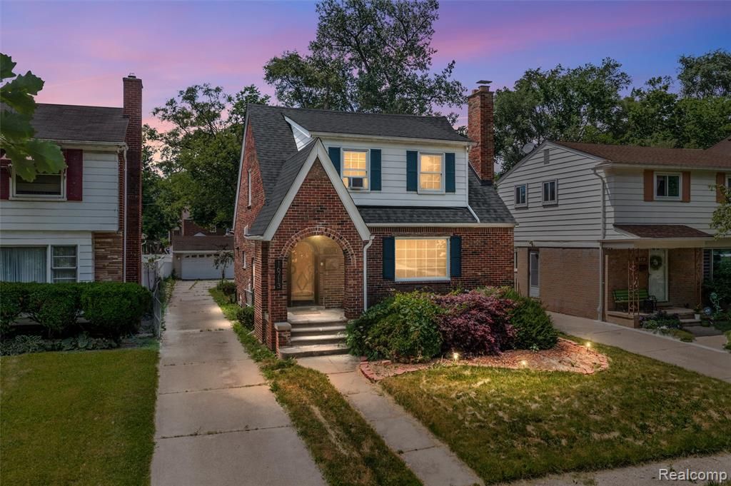 16713 Glastonbury Road, Detroit, MI 48219