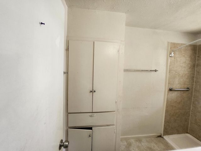 5535 Flamingo Drive, Houston, TX 77033