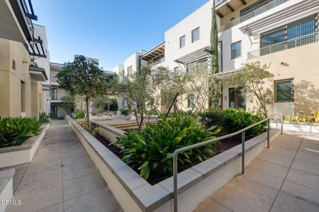 239 S Marengo Avenue 201, Pasadena, CA 91101