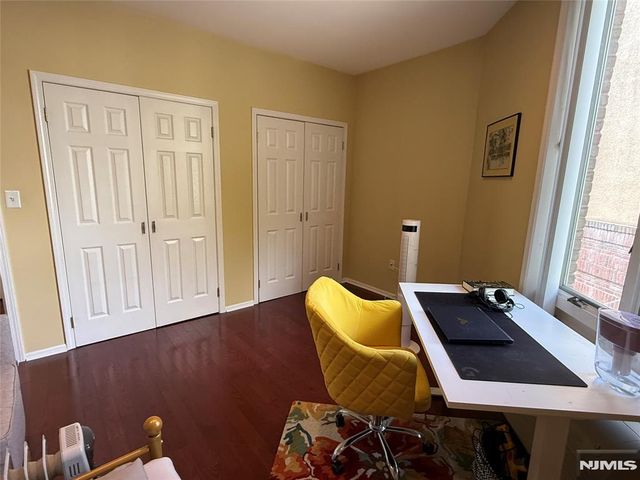 50 Pine 214, Montclair, NJ 07042