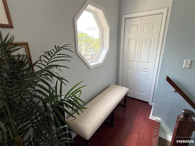 50 Pine 214, Montclair, NJ 07042