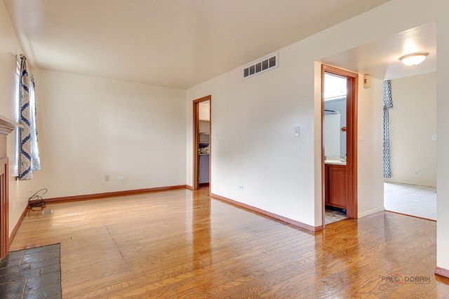 7459 Grant Circle, Hanover Park, IL 60133