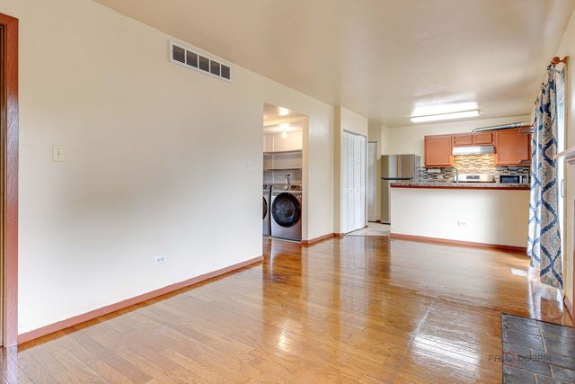 7459 Grant Circle, Hanover Park, IL 60133