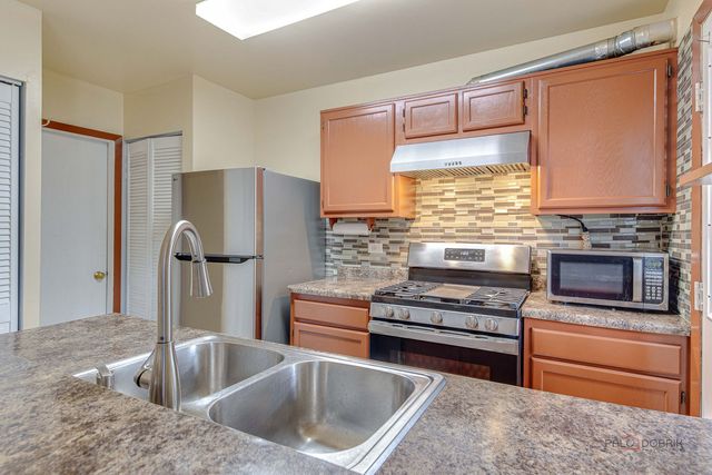 7459 Grant Circle, Hanover Park, IL 60133