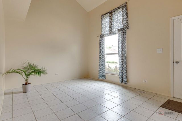 7459 Grant Circle, Hanover Park, IL 60133