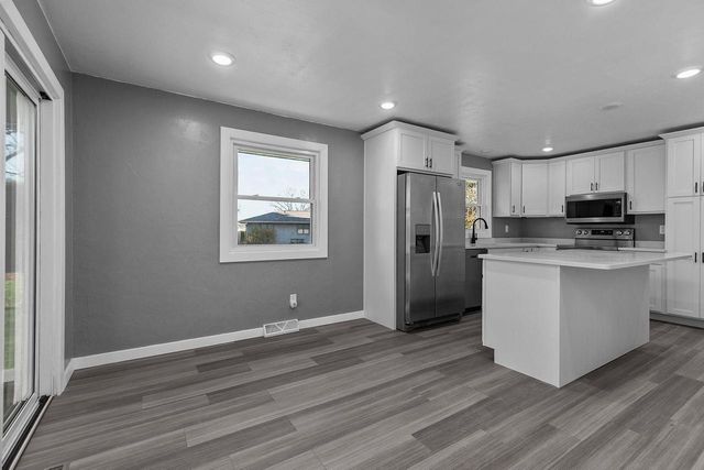 1635 N MCINTOSH DRIVE, Appleton, WI 54914