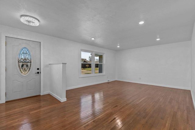 1635 N MCINTOSH DRIVE, Appleton, WI 54914