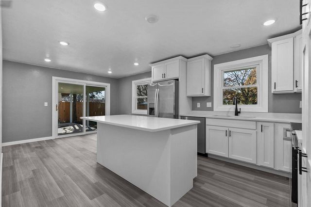 1635 N MCINTOSH DRIVE, Appleton, WI 54914