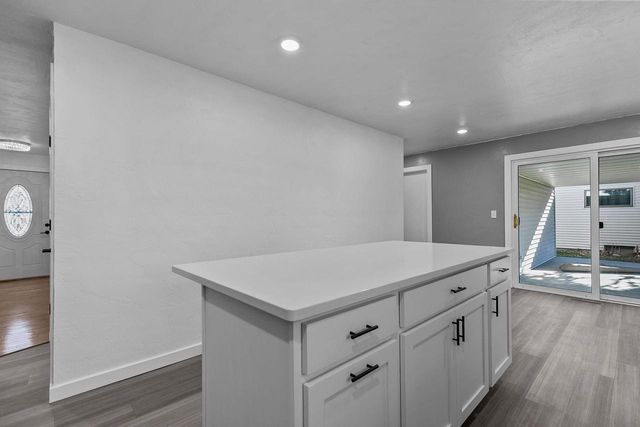 1635 N MCINTOSH DRIVE, Appleton, WI 54914