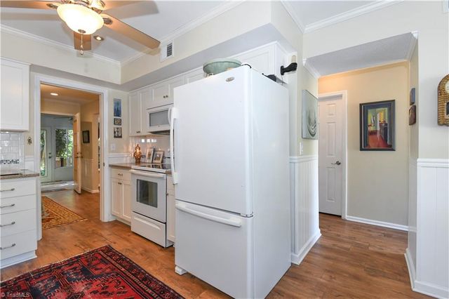 3808 New Garden, Greensboro, NC 27410