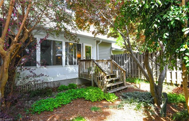 3808 New Garden, Greensboro, NC 27410