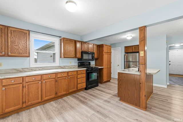 4205 Foxfire Drive, South Bend, IN 46628