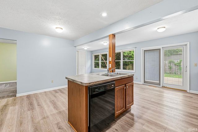 4205 Foxfire Drive, South Bend, IN 46628