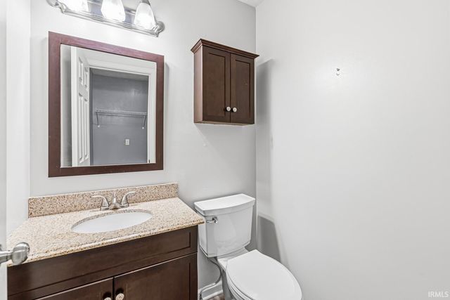 4205 Foxfire Drive, South Bend, IN 46628