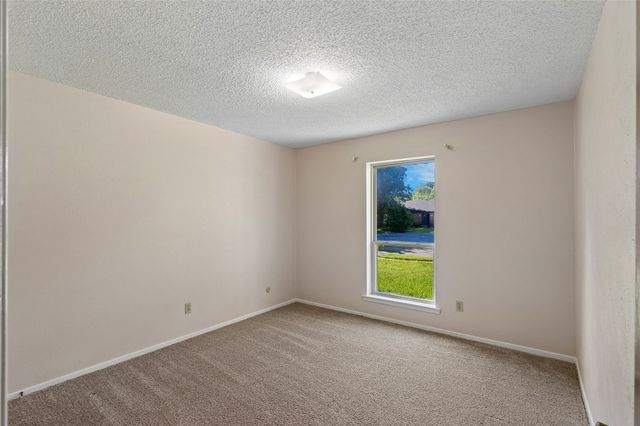 7625 Circle Drive, North Richland Hills, TX 76180