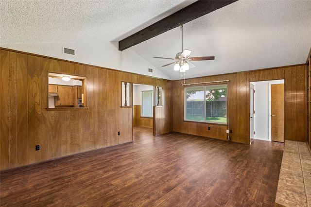 7625 Circle Drive, North Richland Hills, TX 76180