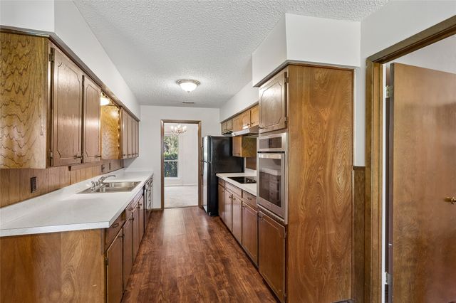 7625 Circle Drive, North Richland Hills, TX 76180