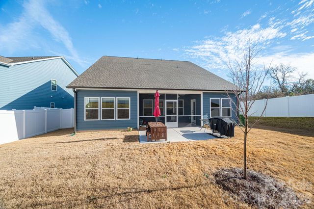 5207 Piedmont Run Road, Mount Holly, NC 28120