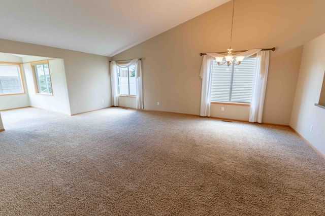2880 126th Avenue NW, Coon Rapids, MN 55448