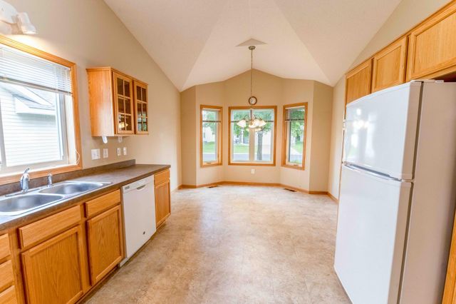 2880 126th Avenue NW, Coon Rapids, MN 55448