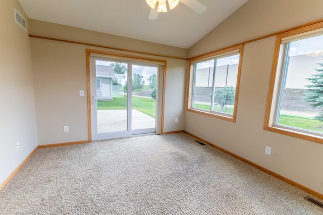 2880 126th Avenue NW, Coon Rapids, MN 55448