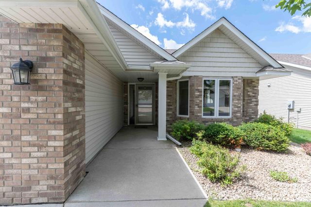 2880 126th Avenue NW, Coon Rapids, MN 55448