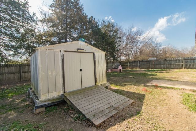 537 Richland Creek Avenue, Elkins, AR 72727