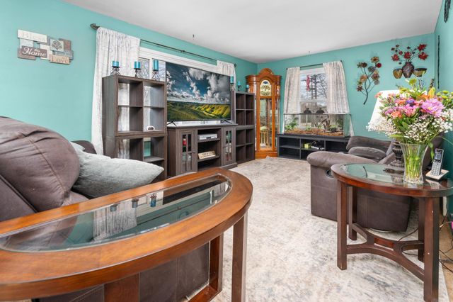 1443 County Road 134, Saint Cloud, MN 56303