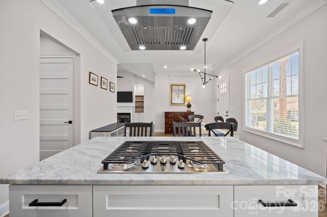 214 S Cedar Street, Belmont, NC 28012